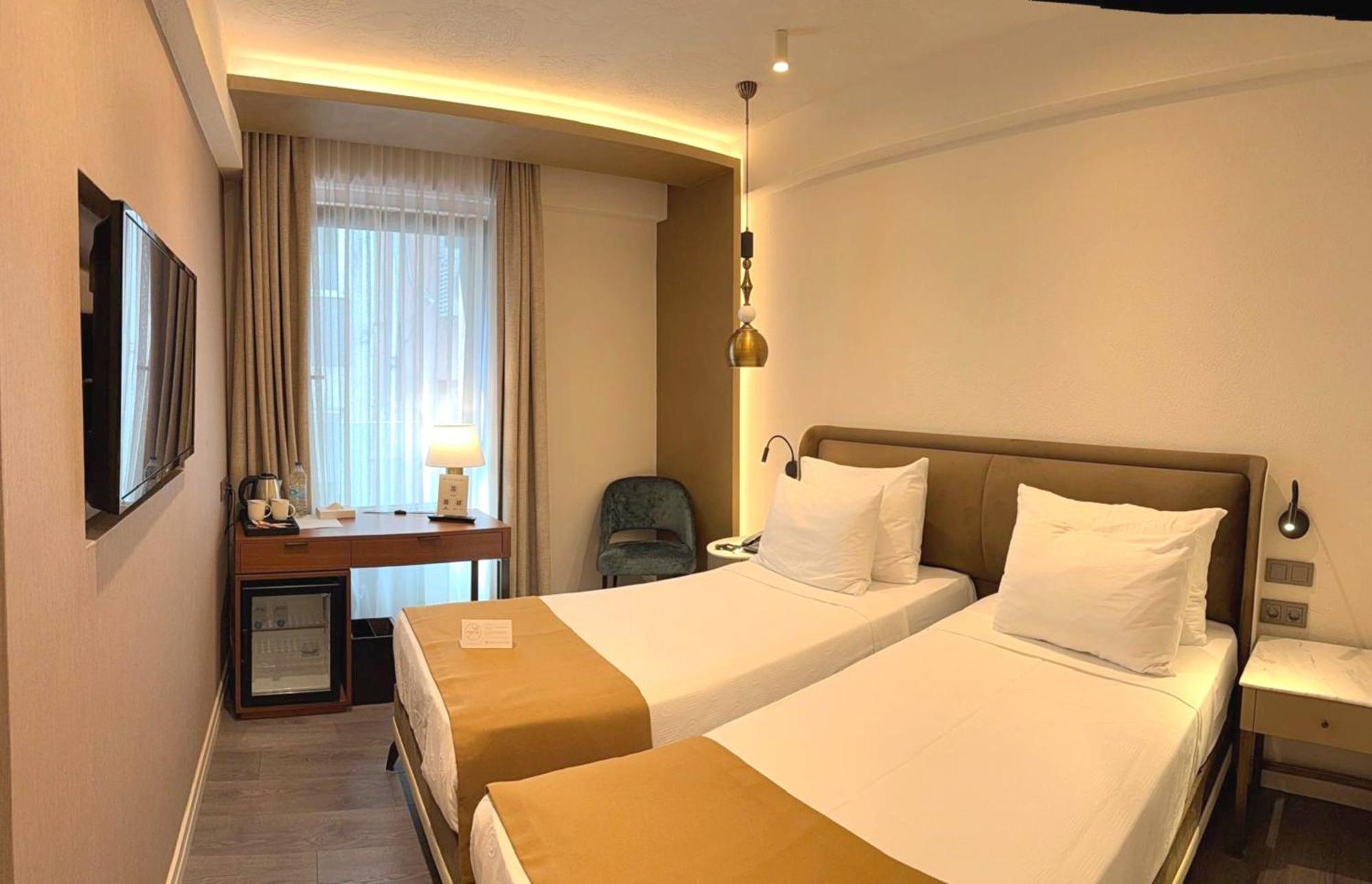 Smart And Simple Karakoy *